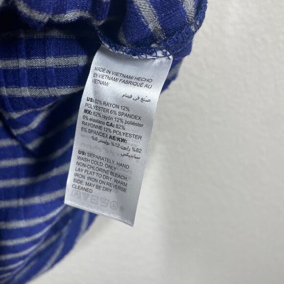 Chico's 0/Small Zynergy Plush Chevron Striped Tank Ink Purple Crew Sleeveless - Picture 7 of 8